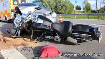 Motorradfahrerin bei Unfall auf der B12 schwer verletzt