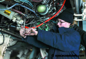 Cocoa's Aubrey Houze is Aviation Machinist's Mate 3rd Class Serving Aboard USS Abraham Lincoln - SpaceCoastDaily.com