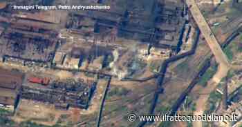 Guerra in Ucraina, continui bombardamenti russi sull’acciaieria Azovstal: ecco le immagini