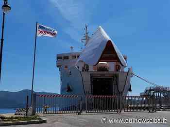 Guasto al motore, traghetto fermo in porto - Qui News Elba
