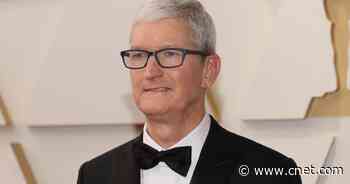 Apple CEO Tim Cook Highlights Accessibility at Gallaudet University Commencement     - CNET