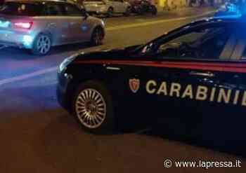 Modena, ruba su un auto, incastrato da un profumo - La Pressa