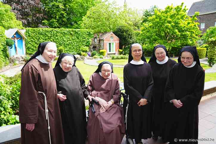 Na 600 jaar trekken volledig afgezonderde zusters weg uit klooster: “Afgesloten van alle prikkels. Het is radicaal”