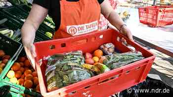 Aggressive Stimmung: Tafel Helmstedt schließt vorübergehend - NDR.de