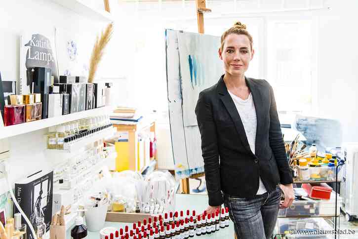 Laura de Coninck, dochter van 25 jaar geleden gestorven Herman de Coninck: “Fijn dat papa niet vergeten is”