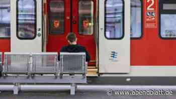 Verspätungen und Zugausfälle: Bahnverkehr in Hamburg weiter eingeschränkt