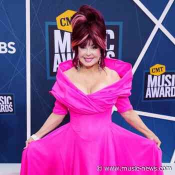 Star-studded line-up for Naomi Judd's memorial
