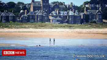 Lower Largo and Barassie beaches given official bathing status