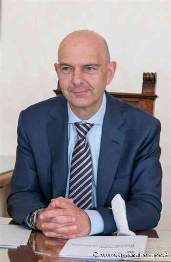 Merano: nuovi portoncini d'ingresso blindati per 63 alloggi comunali - La Voce di Bolzano