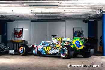 Bra, una McLaren da collezione diventa un’opera d’arte per Ayrton Senna - TargatoCn.it