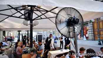 Bari, corso d'inglese gratuito per i lavoratori di bar e ristoranti: "Primo biglietto da visita per i turisti" - La Repubblica