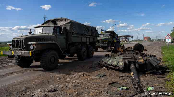 Ukraine: Russians withdraw from city of Kharkiv, batter east
