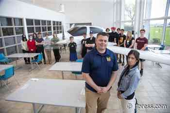 Winging it: Unique program launches students on aviation career path - The London Free Press