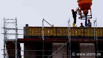 Konjunktur: Branche: Materialmangel und hohe Preise bremsen Bau - STERN.de