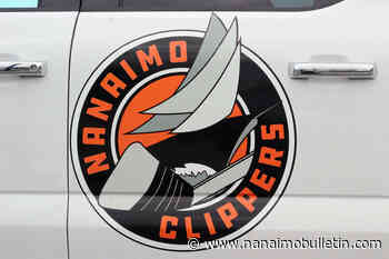 Clippers lose first playoff game as Vees take series opener