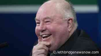 There it is Vancouver: Boudreau will be back to coach Canucks - Lethbridge News Now