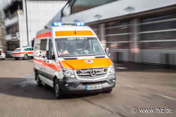 Eingeklemmt an Tieflader: 32-Jähriger auf Baustelle in Gerstetten schwer verletzt - Heidenheimer Zeitung