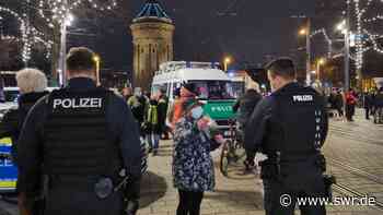2.000 Menschen bei verbotenen Corona-Protesten in Mannheim - SWR Aktuell
