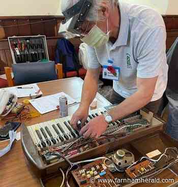 Farnham Repair Café's pioneering new 'carbon calculator' takes the fight to throwaway culture | farnhamherald.com - Farnham Herald