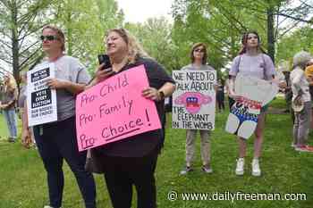 Photos: Bans Off Our Bodies Rally in Kingston, N.Y. - The Daily Freeman