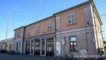 Demolita a Trecate la “casa della droga” - La Stampa