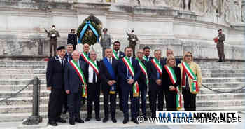 Matera, onore ai caduti delle guerre: a Roma il presidente Marrese e il sindaco Bennardi depongono una corona all'Altare della Patria. I dettagli - Matera News