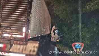 Acidente envolve caminhão na ERS-115 em Igrejinha - Rádio Taquara