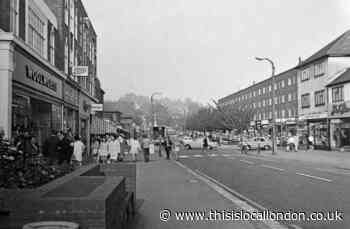 Memories of Woolworths and Currys in Loughton in 1960s
