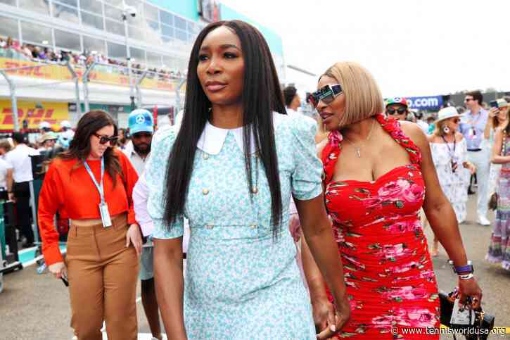 Venus Williams took a public bus to go to F1 Miami GP!
