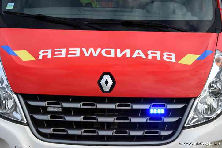 Brandweer bevrijdt kind dat met voetje gekneld zit op fiets