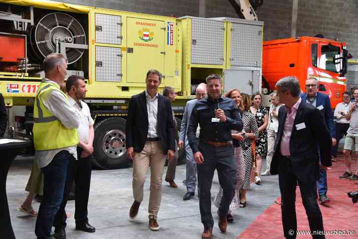 Premier De Croo bezoekt nieuwe brandweerkazerne op Open Wervendag