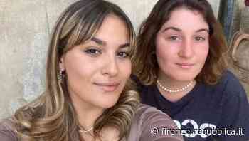 Prato, la festa di fine anno apre alle coppie gay. La liceale che ha vinto la battaglia: “Andrò al ballo con Adele, è una vittoria per tutti. E da oggi studio il valzer" - La Repubblica Firenze.it