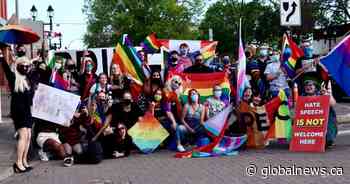 Edmonton mayor makes historic proclamation of Pride Corner on Whyte - Global News