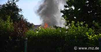 Mannheim:  Gartenhütte steht in Flammen