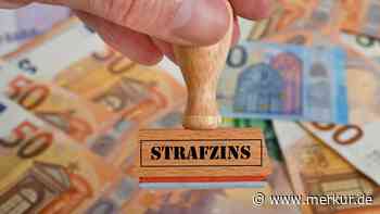 Sparkasse und Raiffeisenbank bleiben noch bei Strafzinsen – Im Sommer könnte sich das ändern - Merkur.de