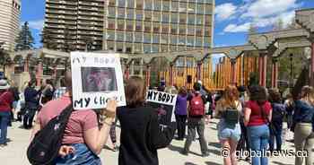 Demonstrators at reproductive justice rally in Calgary say there’s not enough access to abortion in Alberta