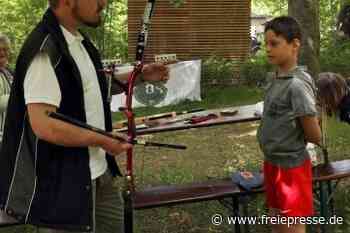 Kanuten erobern den Schwanenteich - freiepresse.de