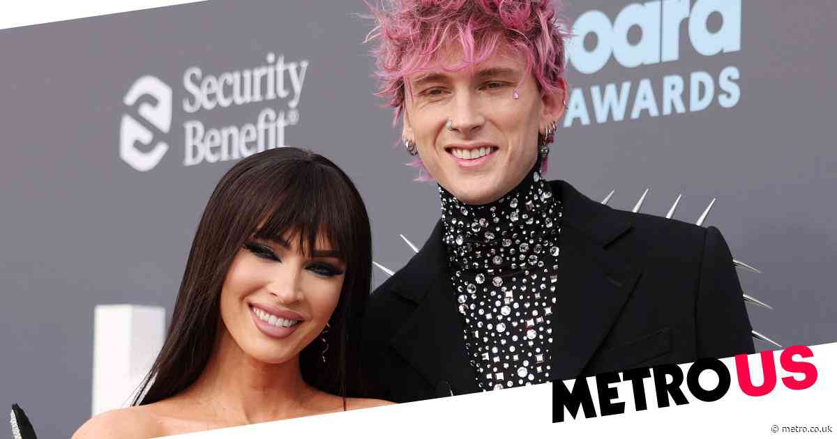 Billboard Music Awards 2022 Machine Gun Kelly dedicates emotional