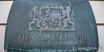 Ansbach: Asylbewerber kettet sich ans Gericht - Anwältin sagt spontan Hilfe zu - FOCUS Online