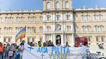 Modena. Polo Conad dimezzato. Il corteo: «Non ci basta» - La Gazzetta di Modena