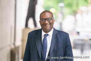 Kwarteng dismisses 'irresponsible' threats of trade war with Brussels - Barrhead News