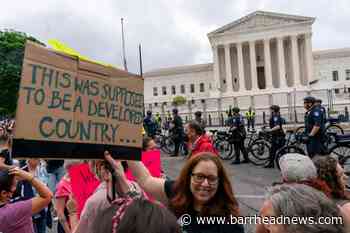 Tens of thousands join US protests in support of abortion rights - Barrhead News