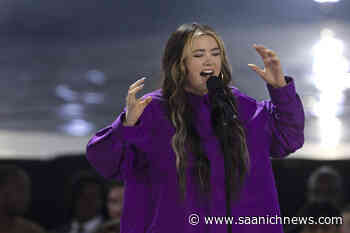 Vancouver Island singer performs hit single at Juno awards – Saanich News - Saanich News