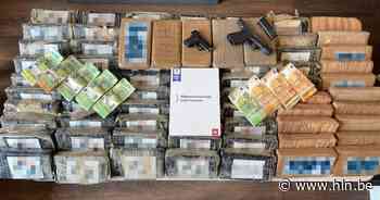 Alerte wijkagent stuit op 83 kilogram cocaïne en twee wapens - Het Laatste Nieuws