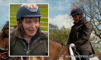 Lorraine in tears as she faces fears after horse riding accident ‘It was very traumatic’ - Express