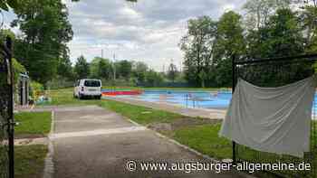 Stadt macht Freibad in Lechhausen fit für die Saison