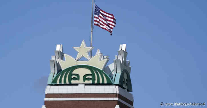 Aborto, Starbucks si impegna a pagare le spese di viaggio per le dipendenti Usa “se non possono disporne entro 100 miglia”