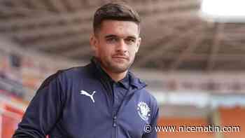 "Je suis maintenant prêt", Jake Daniels, 17 ans, premier footballeur pro anglais en activité à faire son coming out