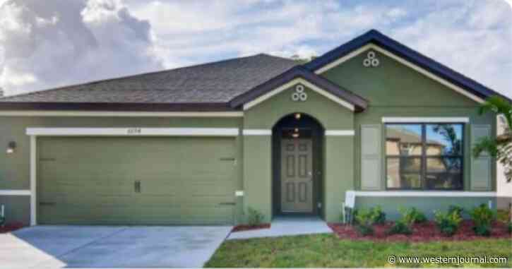 Goldman Sachs-Backed Funds Buy Up Entire Florida Neighborhood for $45 Million