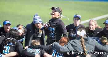 Millikin softball defeats Alma College to move on to NCAA super regionals - Herald & Review